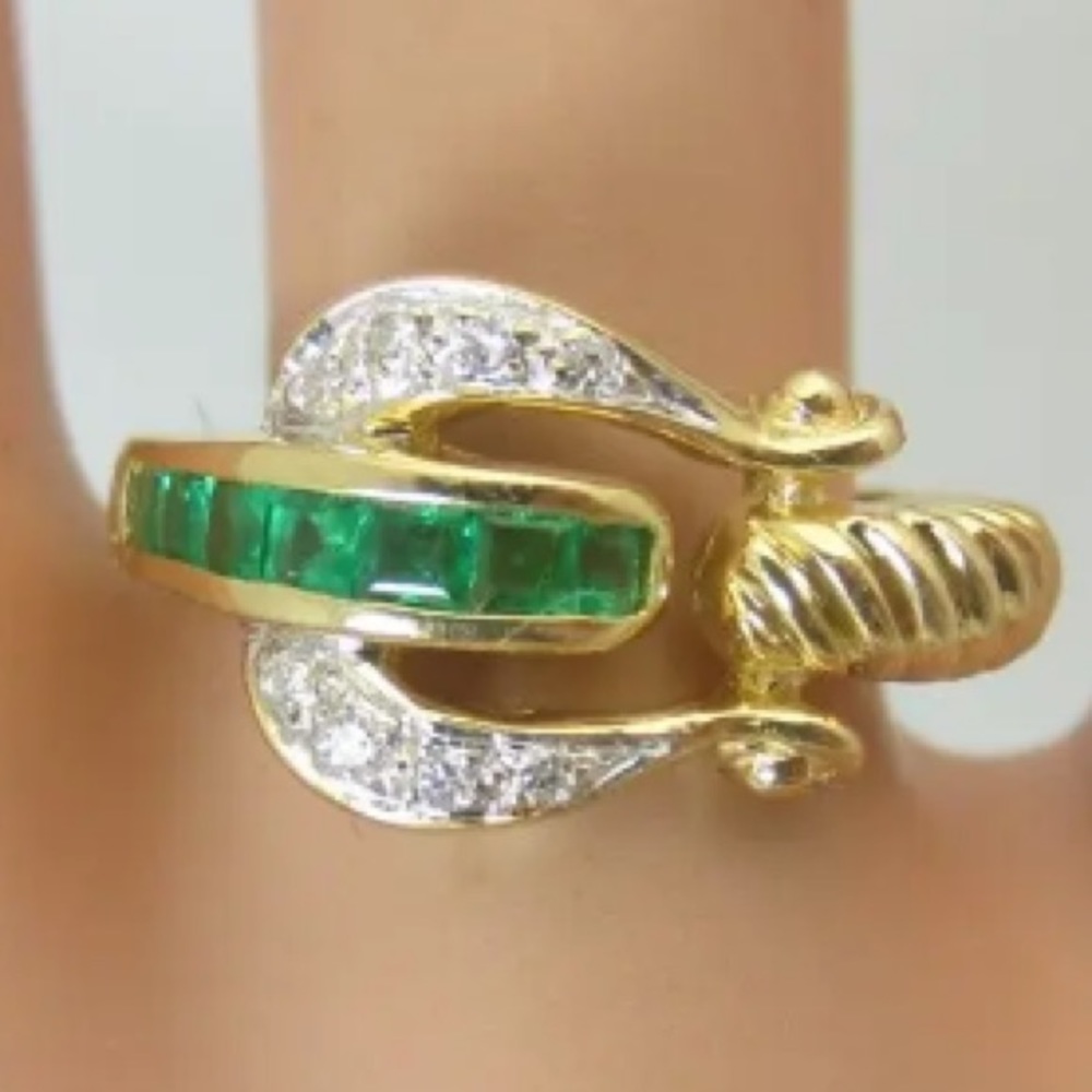Levian Natural emerald ring .28tw 18k